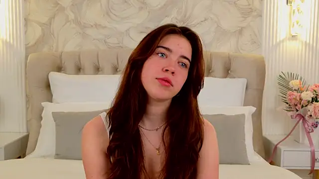 KimberlyBond online show from 09.09.25