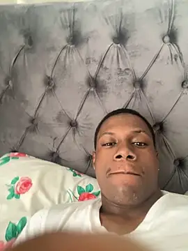 labishyoung25 online show from 10.15.25