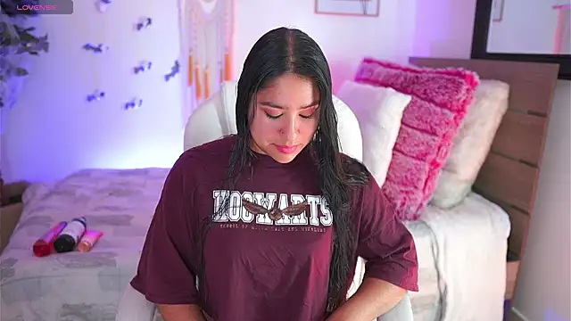 melissa laurent  online show from 10.21.25