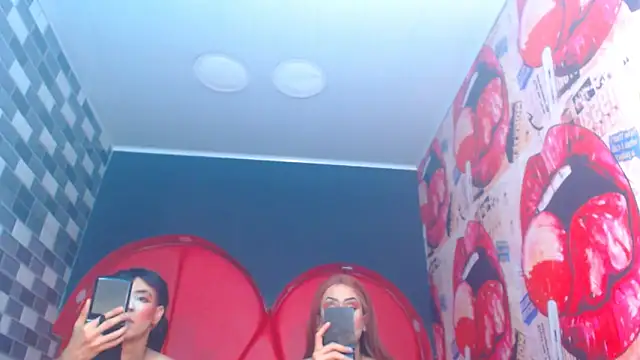 julessxcharlotte online show from 11.04.25