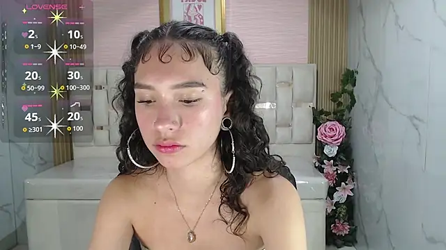 Snapshot of jass_thompson_s chatting on 02.10.26 jass thompson s online show from 02.10.26