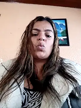 Mia-Glow online show from 02.09.26