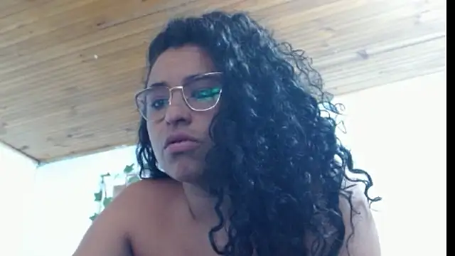 Alyszahott online show from 10.08.25