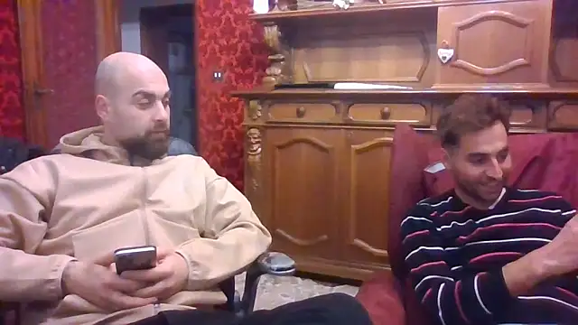 Snapshot of omihaze94 chatting on 12.19.25 omihaze94 online show from 12.19.25