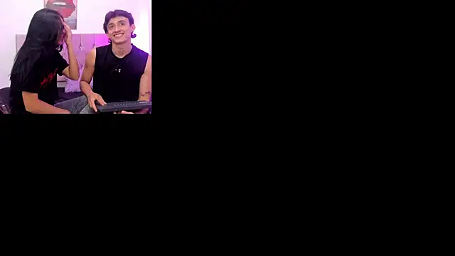 AndretiiAndCamila online show from 09.29.25