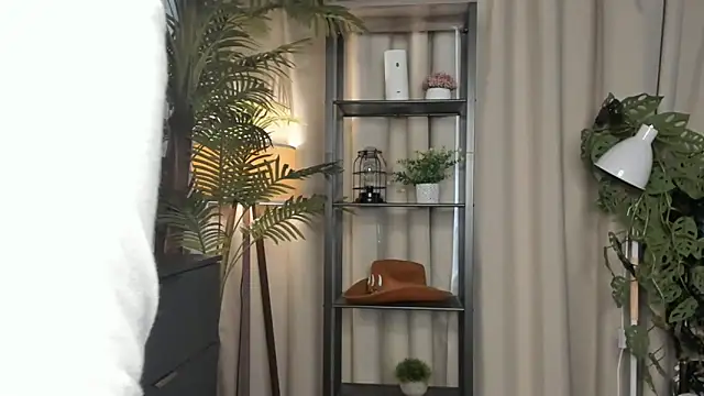 ChinBonnell online show from 11.19.25