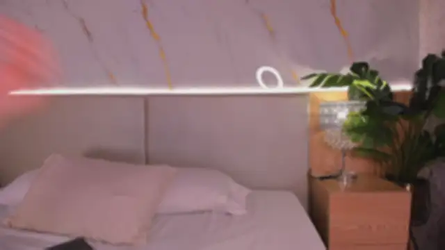 ChloeeMonroee online show from 10.18.25