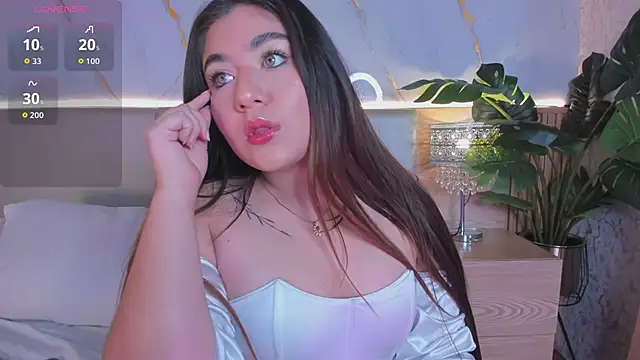 ChloeeMonroee online show from 10.24.25