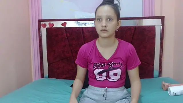 Snapshot of aiiram_hard_sex chatting on 06.09.26 aiiram hard sex online show from 06.09.26