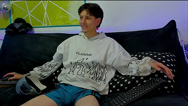 Dioniso guy8 online show from 03.31.26