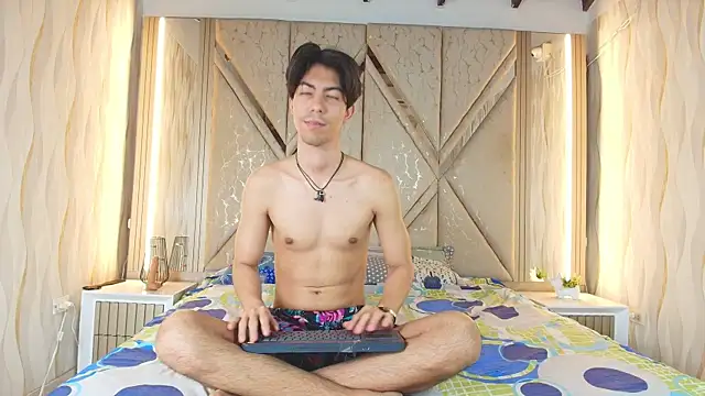 Snapshot of Couplex_xxx chatting on 07.15.26 Couplex xxx online show from 07.15.26