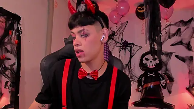 zeus blaze online show from 10.04.25