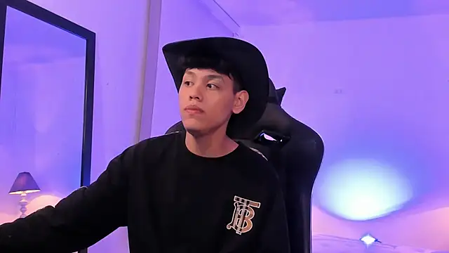 zeus blaze online show from 11.04.25