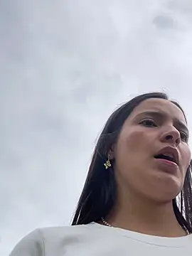 Mia jhoonson online show from 01.09.26