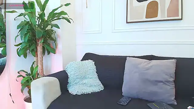 Snapshot of Naim_Bennetsex chatting on 10.30.25 Naim Bennetsex online show from 10.30.25