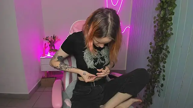 Elieiza xo online show from 10.19.25