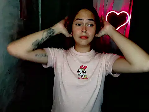 Snapshot of sweetsassyxx chatting on 10.11.25 sweetsassyxx online show from 10.11.25