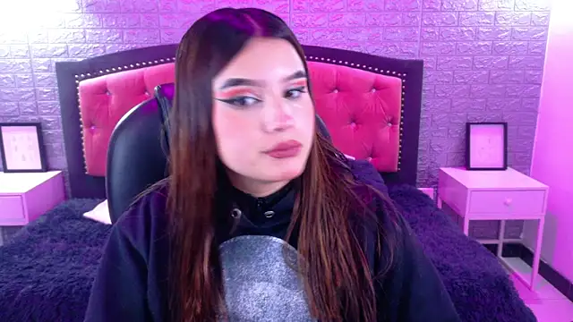 Natalie loffreda online show from 10.16.25