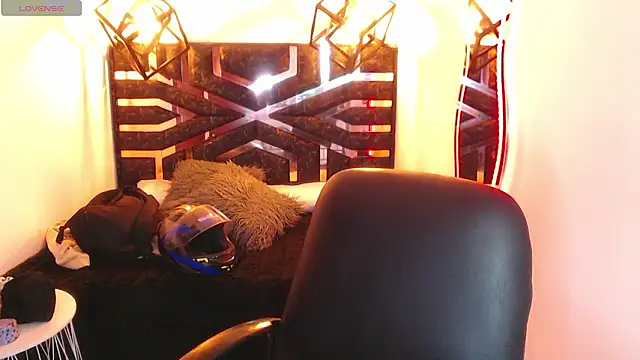 Natalie loffreda online show from 03.25.26