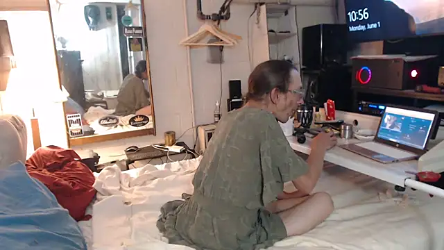 Puff0169 online show from 06.02.26