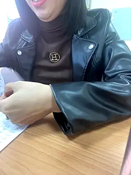 Snapshot of -NhaKy22 chatting on 11.22.25 -NhaKy22 online show from 11.22.25