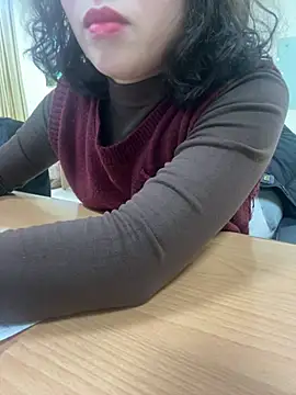 Snapshot of -NhaKy22 chatting on 02.02.26 -NhaKy22 online show from 02.02.26