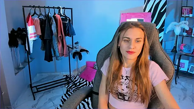 VanessaMates online show from 09.16.25
