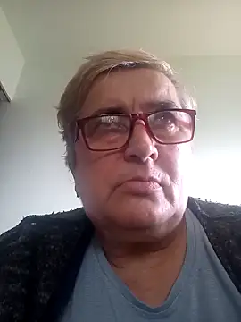 Snapshot of Sonya51561 chatting on 10.08.25 Sonya51561 online show from 10.08.25