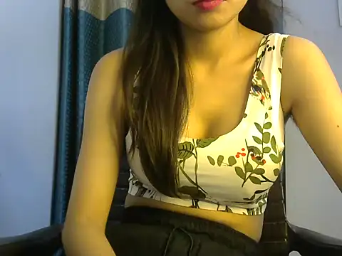 Snapshot of Mahira_bbe chatting on 09.14.25 Mahira bbe online show from 09.14.25