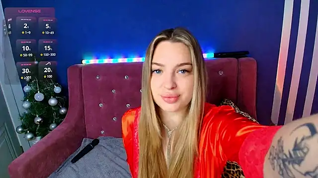 Emma  Ross online show from 12.20.25