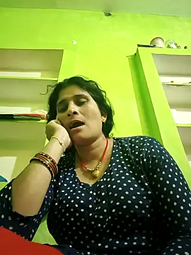 Hot-piuy online show from 09.23.25