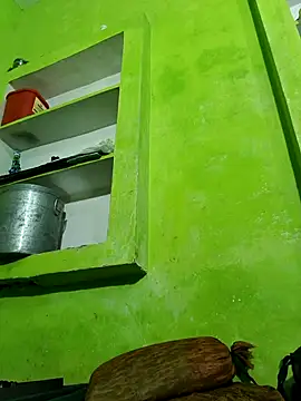 Hot-piuy online show from 11.04.25