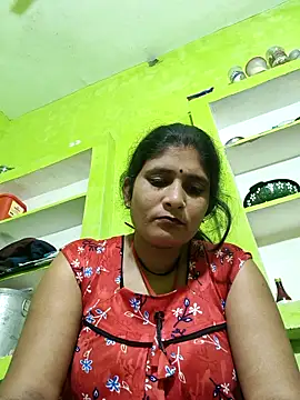 Hot-piuy online show from 11.07.25