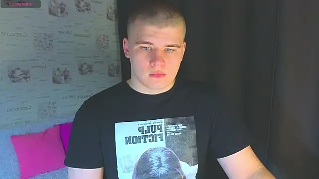 kittenmurr online show from 10.12.25