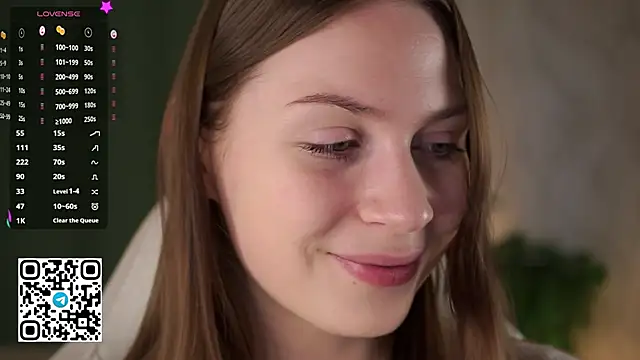 Snapshot of Stella_of_steel chatting on 11.11.25 Stella of steel online show from 11.11.25