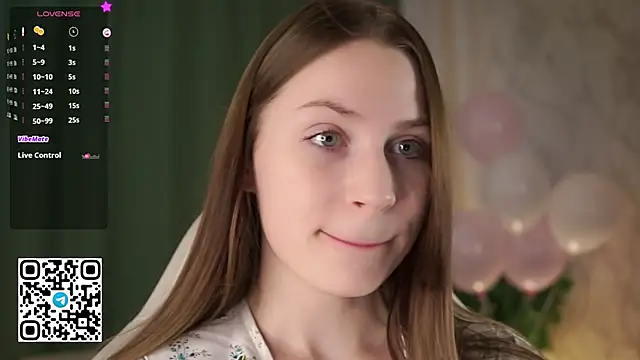 Snapshot of Stella_of_steel chatting on 11.12.25 Stella of steel online show from 11.12.25