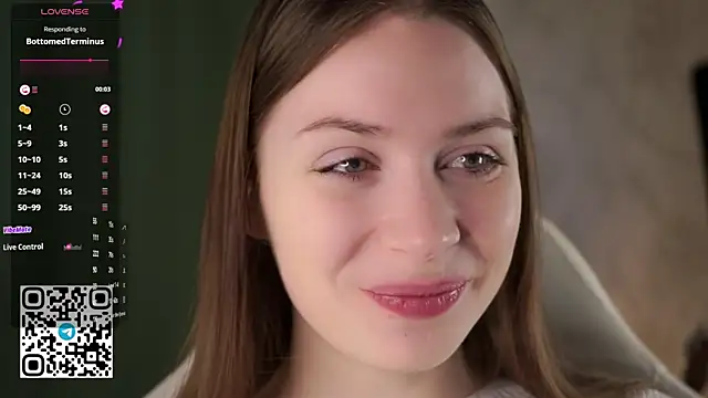 Snapshot of Stella_of_steel chatting on 11.17.25 Stella of steel online show from 11.17.25