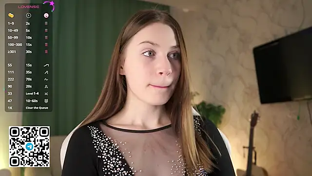 Snapshot of Stella_of_steel chatting on 11.18.25 Stella of steel online show from 11.18.25