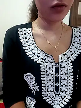 Cutie Shruti online show from 09.28.25