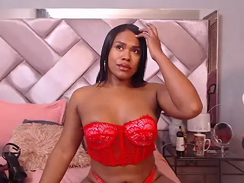 Ashleyroberst online show from 11.26.25