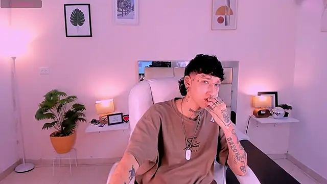 Luci Rose online show from 09.27.25