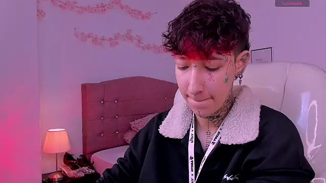 Snapshot of Luci_Rose chatting on 05.16.26 Luci Rose online show from 05.16.26