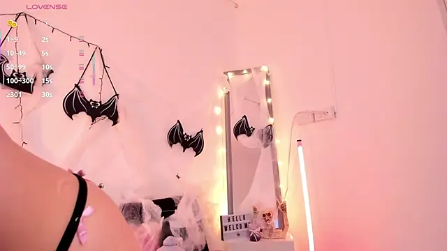 Snapshot of Kathybecker chatting on 10.15.25 Kathybecker online show from 10.15.25