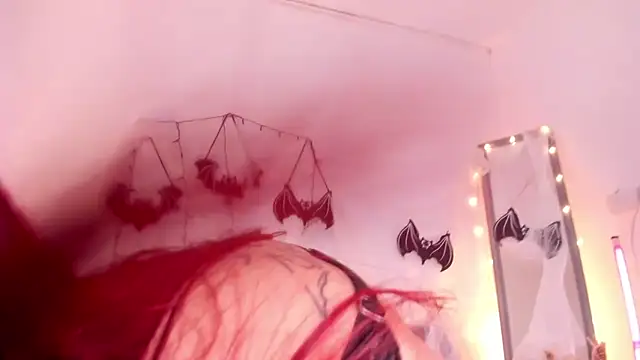 Snapshot of Kathybecker chatting on 10.16.25 Kathybecker online show from 10.16.25