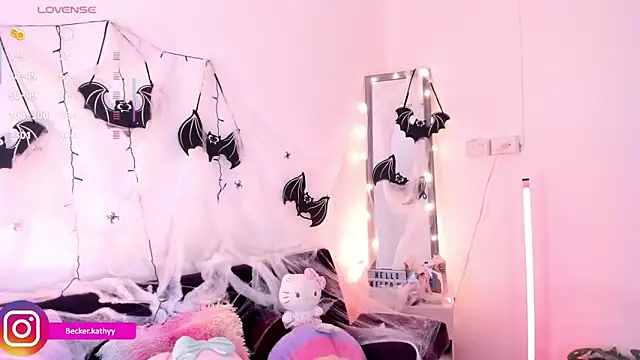 Snapshot of Kathybecker chatting on 10.30.25 Kathybecker online show from 10.30.25