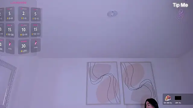 Snapshot of NataliaGaret chatting on 10.26.25 NataliaGaret online show from 10.26.25