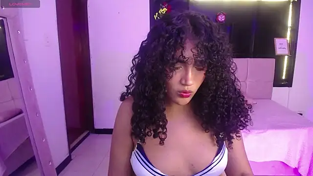 emiily smith1 online show from 10.04.25