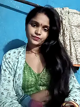 Snapshot of Harini_Gautam chatting on 11.18.25 Harini Gautam online show from 11.18.25