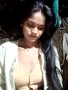 Snapshot of Harini_Gautam chatting on 11.26.25 Harini Gautam online show from 11.26.25