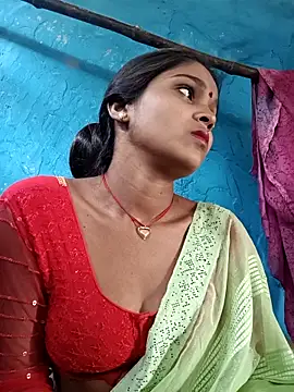 Snapshot of Harini_Gautam chatting on 12.22.25 Harini Gautam online show from 12.22.25